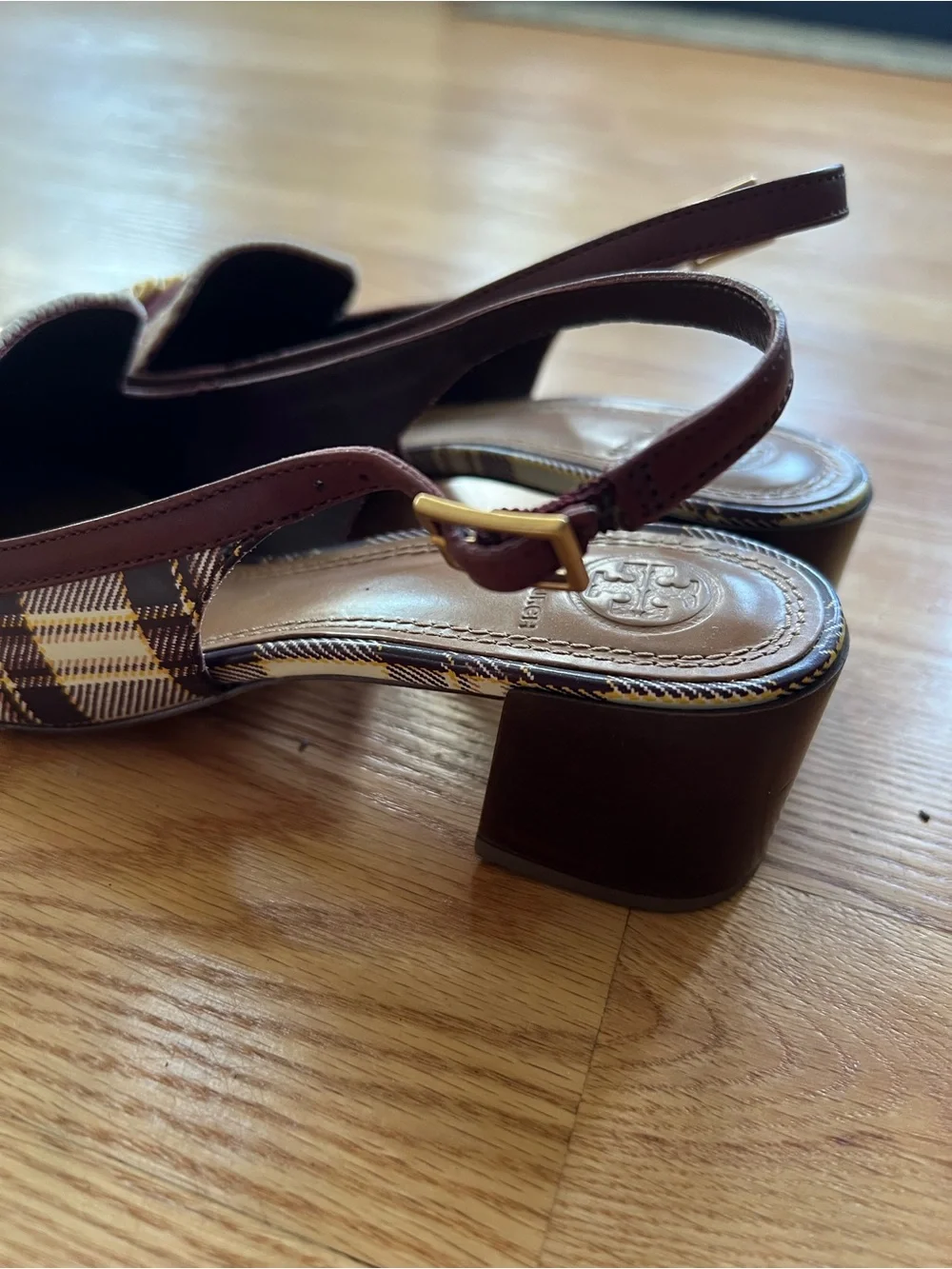 Tory Burch Mini Benton Plum Slingback Loafers with Gold Chain Size 8